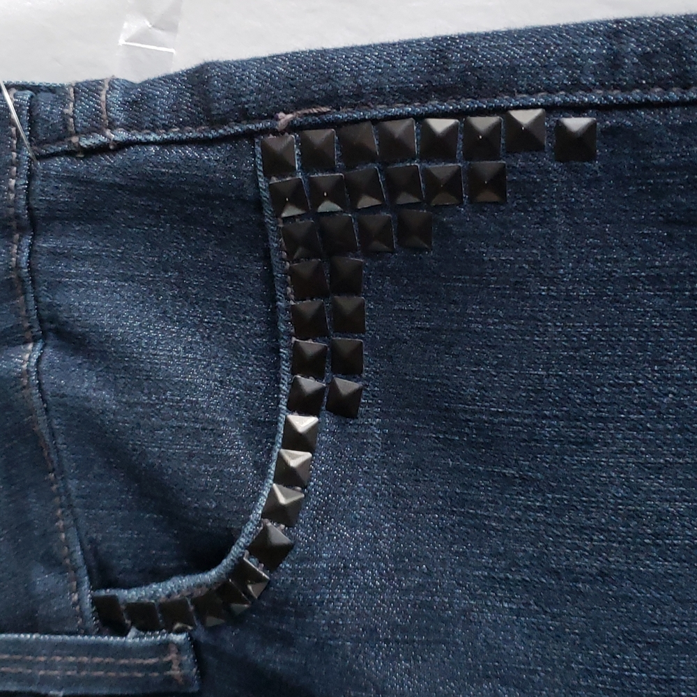NYDJ New ALINA Jeans Black Metal STUD Rivet Pocket Legging Skinny Women USA RARE - Picture 10 of 16